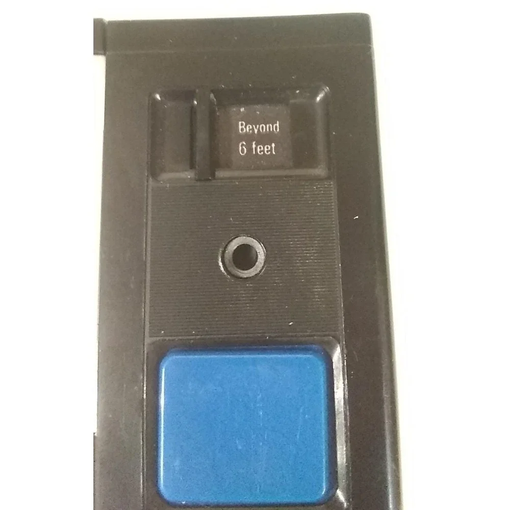 Kodak Pocket Instamatic 40 Camera 110 With Manual Vintage‎ Needs Battery READ
